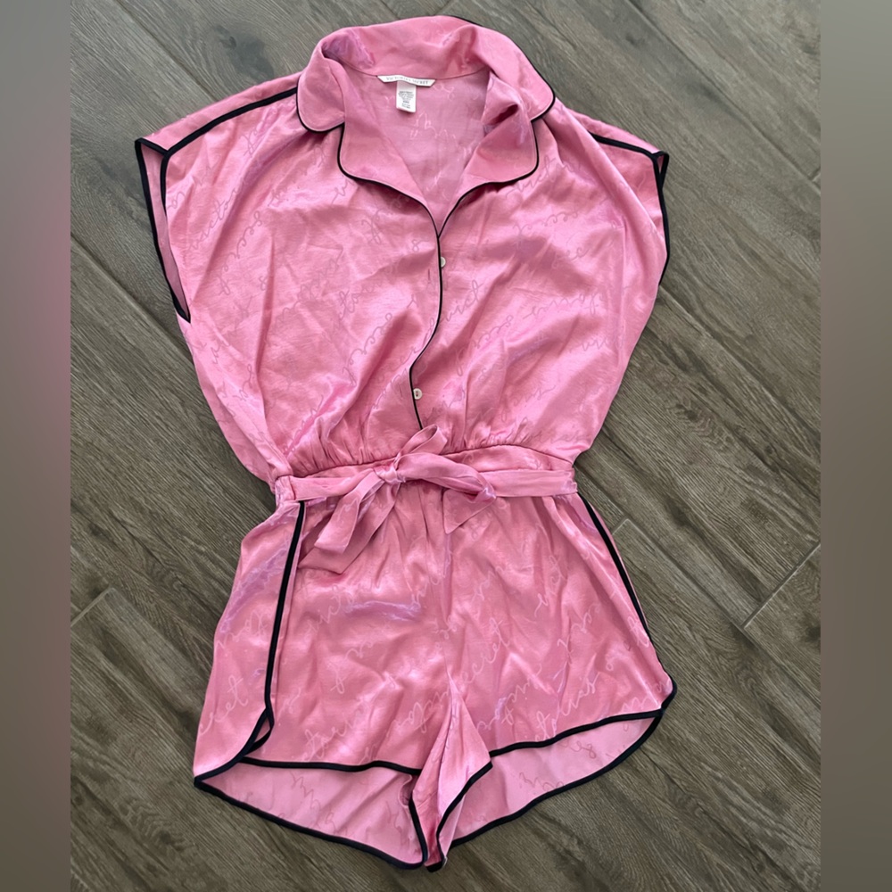 Victoria’s Secret Sleeveless Romper